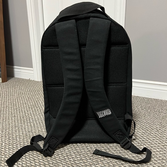 Blizzard BlizzCon Backpack with multiple patches - Picture 2 of 5
